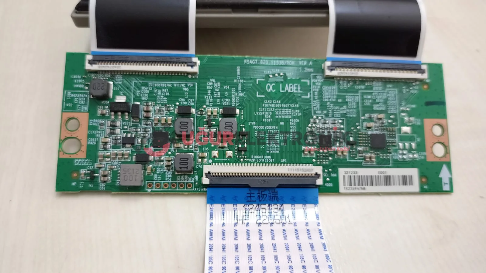 RSAG7.820.11538/ROH VER.A , AWOX B225500UHD T-CON BOARD
